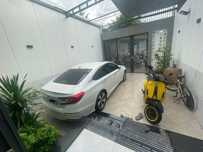 Nhà mặt tiền đường 359 phước long B, Diện tích 150m, 3 tầng 0
