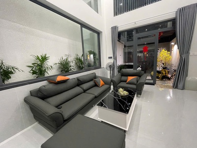 Nhà mặt tiền đường 359 phước long B, Diện tích 150m, 3 tầng 2