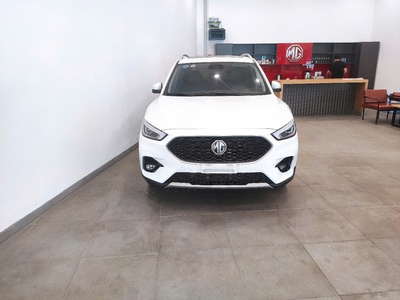Chính chủ bán xe MG ZS Lux sx 2023 màu trắng 1