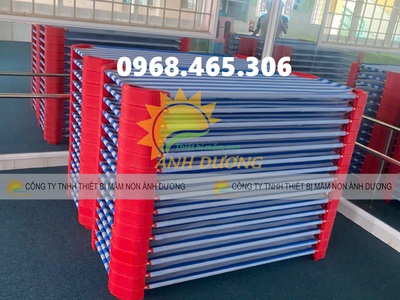 Giường lưới mầm non dài 1m2 chân nhựa PP loại 1 1
