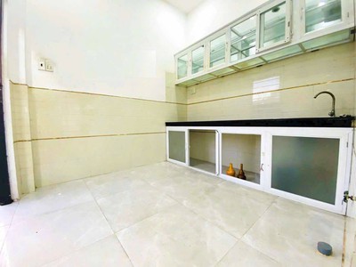 Bán nhà mặt tiền tại TT Nhà Bè - Diện tích: 3,2m x 8,0m - Giá: 2 Tỷ 490T 3