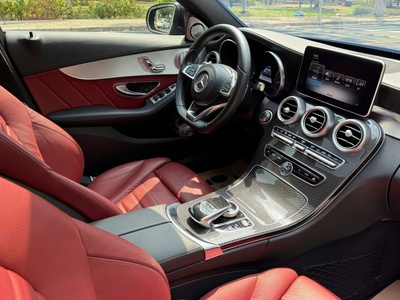 Mercedes C300 AMG sx 2017 model 2018 mẫu xe hộp số 9 cấp bản có carbon 6