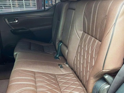 Chính chủ bán xe Fortuner 2019 số sàn 6