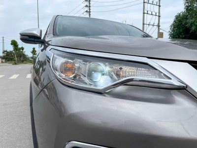 Chính chủ bán xe Fortuner 2019 số sàn 5