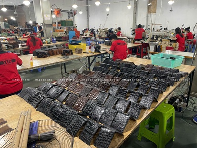 Mua Đồ Da Cá Sấu Ở Đâu Uy Tín  Bật Mí Địa Chỉ Xưởng Giá Tốt 0