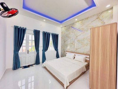 Nhà mới cực đẹp 1 trệt 1 lầu 4mx14m ô tô đỗ cửa full nội thất lâm thị hố TCH 7