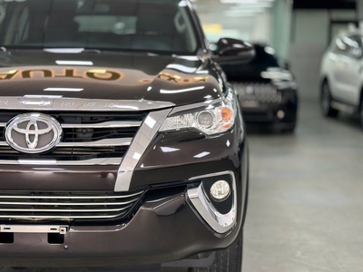 Bán xe Toyota Fortuner 2.4G 4x2 AT 2019, màu nâu. 6