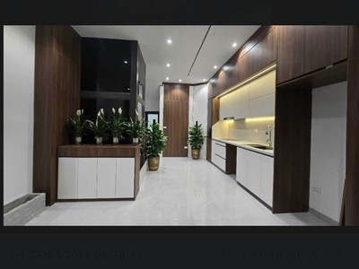 Đống Đa Mặt tiền 4.5M - 5 tầng Thang máy - Full nội thất - Ô tô đỗ cửa. 0