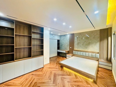 Cách 1 nhà ra mặt phố Tôn Đức Thắng - 7 tầng - có thang máy 0