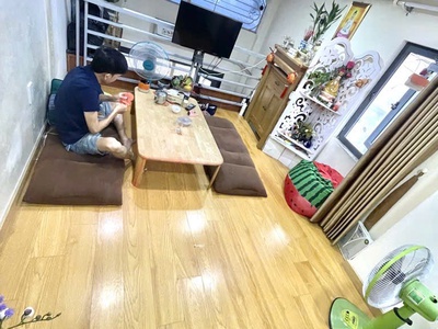 Bán nhà CMT8, Tân Bình, gần CV Lê Thị Riêng, 28m2, 1 trệt 1 lửng 1 lầu , nhỉnh 4 tỷ. 2