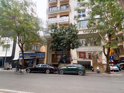 Bán nhà mặt phố đoàn trần nghiệp, 150m2, 11 tầng thang máy 2 hầm, mặt tiền 6.5m, 187 tỷ, kinh doanh 0