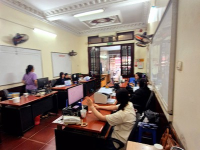 Bán Nhà Mặt Phố Hoàng Quốc Việt - Kinh Doanh Vô Địch 1