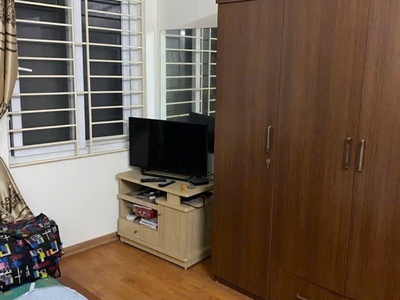 Nhà dân xây, lô góc, ngõ thông phố lạc long quân   47m2, 7 tỷ 3