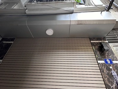 Bán nhà việt hưng- 40m2-5 tầng -  oto sát nhà - nhỉnh 6 tỷ   thương lượng 0