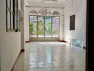 Cho thuê nhà 2 mặt tiền lũy bán bích 68m , 2lầu - gần ngã tư hòa bình 4