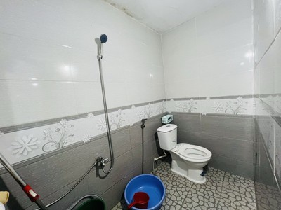 Nhà mt đặng văn ngữ  đường 7.5m sát chợ cẩm lệ, 100m2, 3 mặt thoáng, kinh doanh buôn bán, 5.x tỷ 1