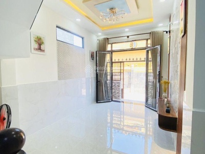 Nhà quận 8, xe hơi tới cừa , 4x13m, 4 phòng ngủ , giá 4 tỷ nhỉnh, sổ hồng riêng 1