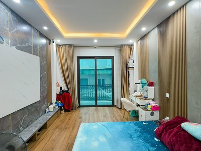 Bán nhà đền lừ   thang máy - ô tô tránh 25m   kinh doanh online   40m2   giá 7.9 tỷ 2