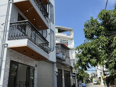 Lô góc 2 mặt tiền hẻm xe tải   nhà 3 tầng kinh doanh sầm uất   giá chỉ nhỉnh 2 tỷ 0