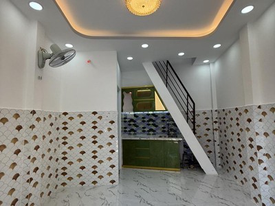 Lô góc 2 mặt tiền hẻm xe tải   nhà 3 tầng kinh doanh sầm uất   giá chỉ nhỉnh 2 tỷ 1