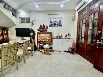 Nhà chủ tự xây chắc chắn khách về ở ngay - nhà 4 tầng lô góc 15 m ra mặt phố - kinh doanh nhỏ quá 0