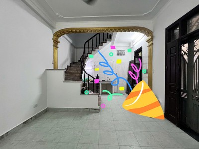 Bán nhà 5 tầng, 65m2, ngõ tôn đức thắng, hàng bột - 7 tỷ x- sổ đỏ chính chủ 0