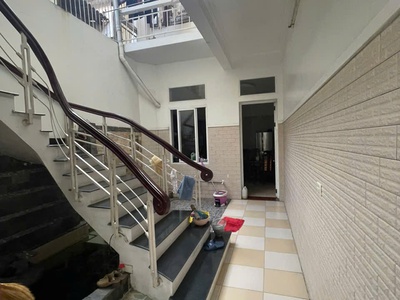 Chính chủ cho thuê nhà mặt tiền kinh doanh tại ngã 3 bốt tròn  đường chợ hàng   trung tâm q.lê chân 1