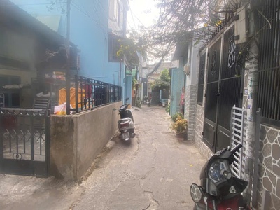 P4,q8 - gần chợ phạm thế hiển- diện tích 36m2 3.4 x 11 -2t- chỉ 2.99 tỷ 2