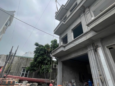 Siêu phẩm độc lập sân cổng riêng ô tô ra vào nhà tại lộc vừng đỏ phương lưu 2