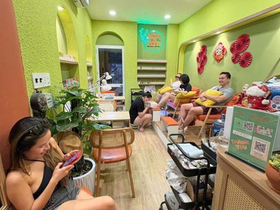 Quận 3   sang spa   nail   gội, nằm tại trần quang diệu,quận 3   khu vực dân cư đông, tel : 3