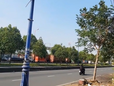 Bán đất dt 543m2  trong đó 463 thổ cư , giá tốt mặt tiền đường song hành xa lộ hà nội, p.hiệp phú, 0