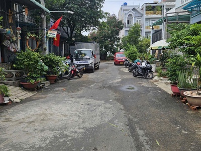 Bán nhà mặt tiền kdc lê bôi , phường 7, q8 , 4 lầu , 4pn chỉ 5,95 tỷ 4
