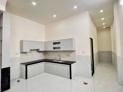Bán nhà trệt lầu 90m2- trần hưng đạo  hẻm ô tô   gần big c  go  dĩ an. 2
