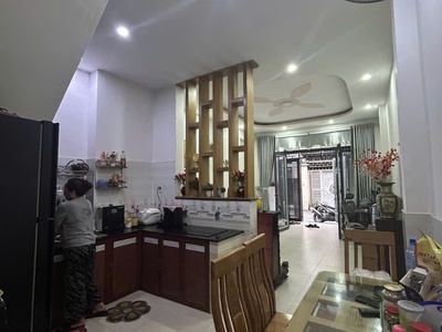 Hàng thơm nhà liên khu 4-5 gần chợ bình thành hẻm 6m thông 48m2,3 tầng nhỉnh 4 tỷ 2