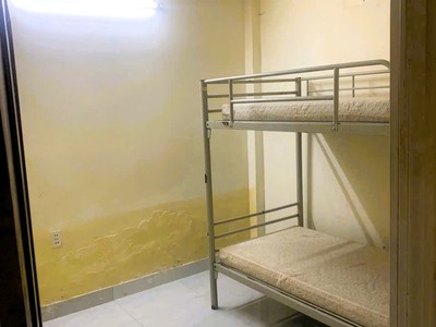Cho thuê nhà trệt lửng 52m , 3pn, gần chợ, hẻm yên tĩnh, linh đông 2