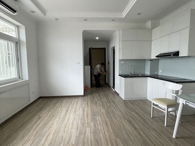 Bán nhà trung cư cầu giấy   tầng trung   thang máy   4 tỷ 3