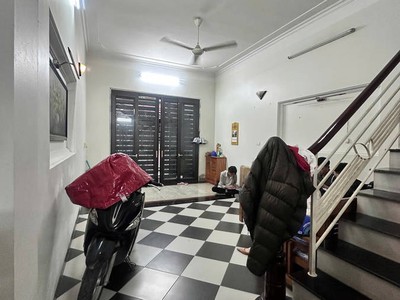 Bán nhà dân xây đẹp bắc từ liêm - ngõ nông gần phố - trước nhà thoáng trước sau - sổ đỏ hoa khôi. 3