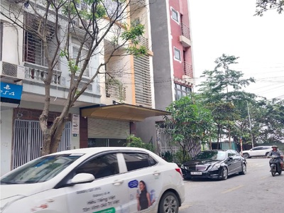 Chính chủ- bán nhanh nhà mặt phố tam trinh vỉa hè 63m 6 tầng - kinh doanh ô tô tải tránh - chỉ hơn 0