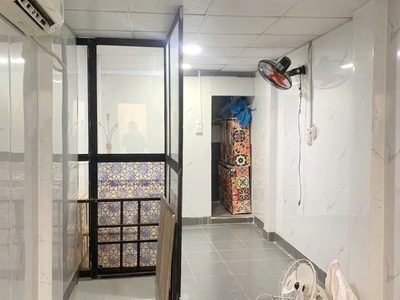 Cho thuê nnc trệt, lầu phường 4 quận 8. giá 5 triệu 2