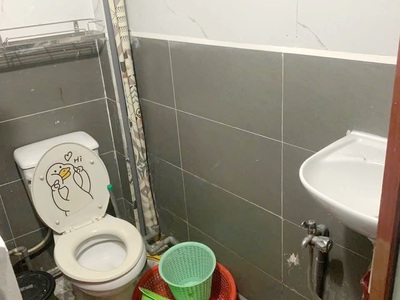 Cho thuê nnc trệt, lầu phường 4 quận 8. giá 5 triệu 3