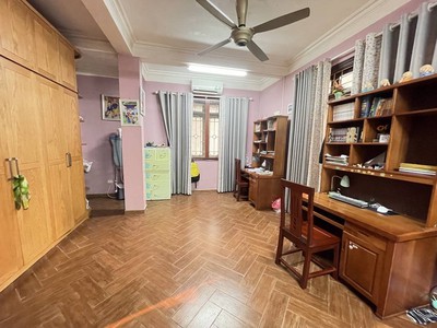 Minh khai - hai bà trưng - 5tầng, mt 5m, giá17tỷ. lô góc 3 thoáng,  tải tránh nhau vào nhà 3