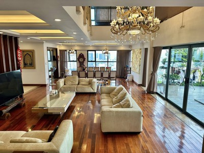 Siêu penthouse tú mỡ, cầu giấy 401m2, nội thất vip, bể bơi riêng, 35.8 tỷ 2