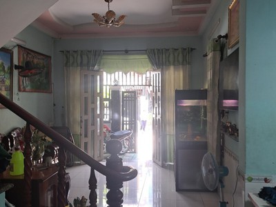 Bán nhà 1 trệt 1 lầu dĩ an, đường 2 làn xe hơi, gần ngã bốn chiêu liêu 1