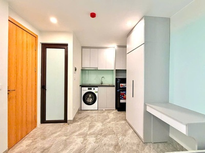 Gấp ccmn đối diện học viện tài chính,bắc từ liêm,50mx6,ôtô dừng đỗ, 8,5 ty 0