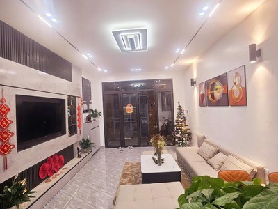Bán nhà nguyễn đức cảnh , hoàng mai , 42m2 4t giá bán 8,1 tỷ 2