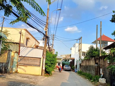 Bán nhà hẻm xe tải linh xuân thủ đức   57m    sổ vuông   giá chỉ 3.6 tỷ, rẻ hơn khu vực 0