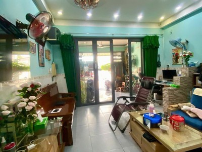 Bán nhà 70m2, mặt tiền kinh doanh đường lê lư, quận tân phú 1