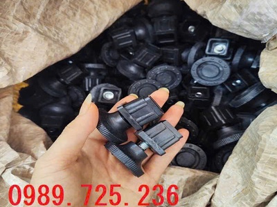 Bộ chân tăng chỉnh vuông 30, ốc M8 0