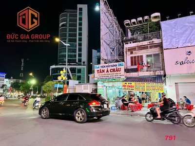 Hàng hiếm  bán nhà góc đối diện công viên biên hùng, hơn 14m mặt tiền, giá 34 tỷ 1