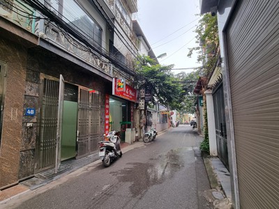 Khu phân lô ô tô tránh chạy vòng quanh, hiếm nhà bán, xây dựng rất kiên cố chắc chắn, kinh doanh 0
